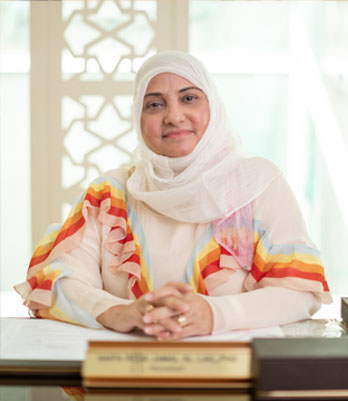 الدكتورة هيفاء رضا جمل الليل - رئيسة جامعة عفت